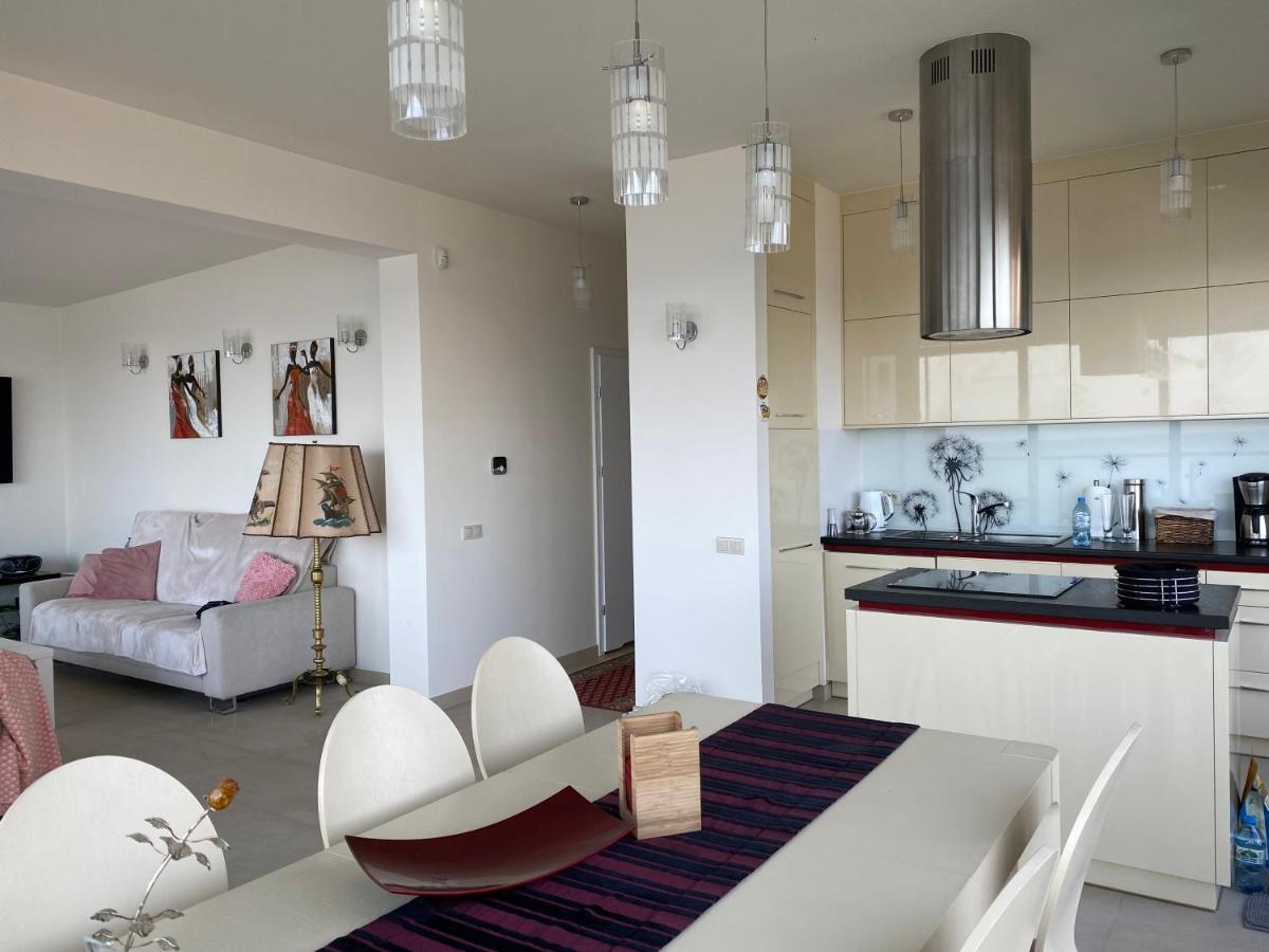 דירות רבאל Penthouse Bluesky מראה חיצוני תמונה
